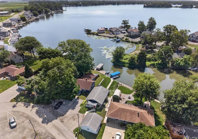 Photo 3 of Sale Pending at 2139 Boulevard St, Rochester, IN 46975 | MLS# 202630838 | Listing updated on 2026-09-03