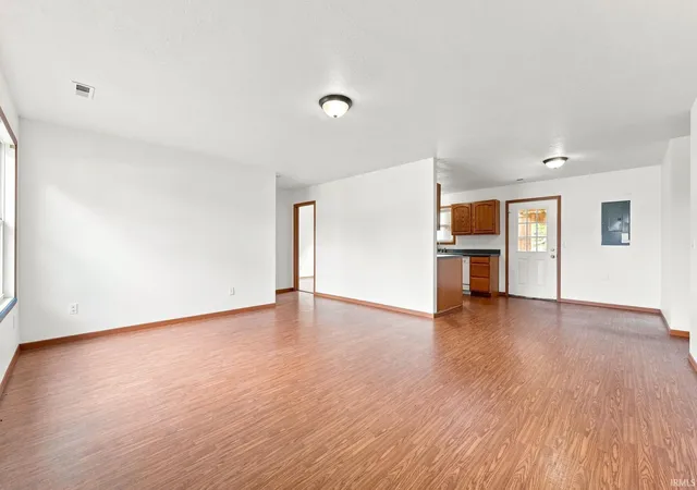 Photo 2 of Manufactured home for sale at 3916 Gretna Ave, Fort Wayne, IN 46806 | MLS# 202630855 | Listing updated on 2026-07-30