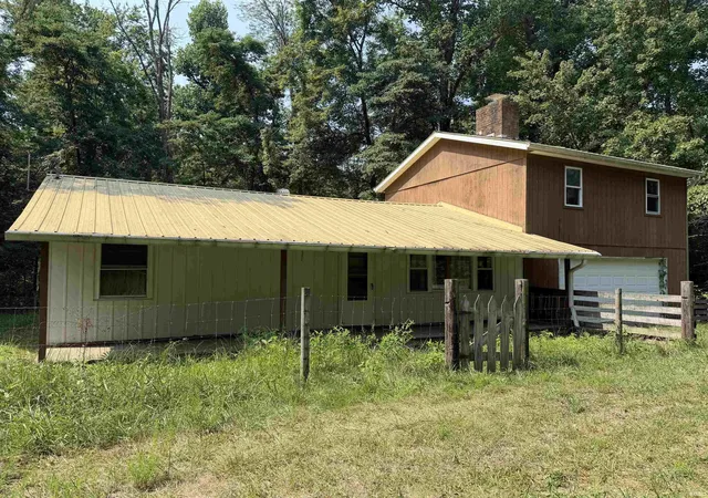 Photo 3 of Manufactured home for sale at 534 Paw Rd, Spencer, IN 47460 | MLS# 202630882 | Listing updated on 2026-07-31