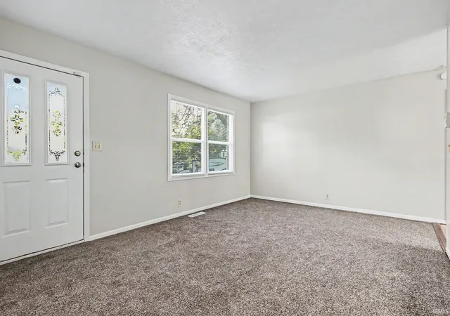 Photo 3 of Sale Pending at 23538 Rye Ct, Elkhart, IN 46514 | MLS# 202630894 | Listing updated on 2026-09-03