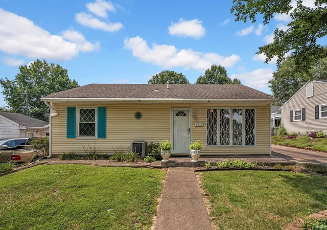 Photo 1 of Sale Pending at 5116 Warren Dr, Evansville, IN 47710 | MLS# 202630902 | Listing updated on 2026-09-10