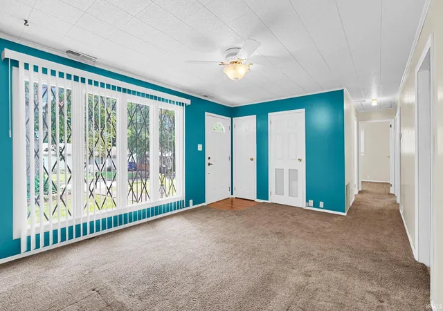 Photo 2 of Sale Pending at 5116 Warren Dr, Evansville, IN 47710 | MLS# 202630902 | Listing updated on 2026-09-10