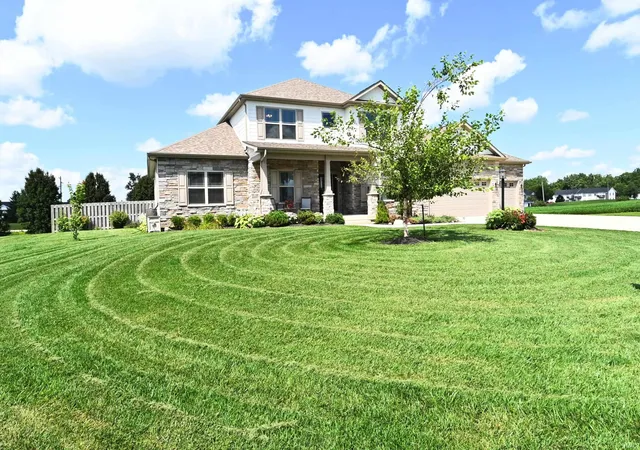Photo 2 of Manufactured home for sale at 4136 Lake Windemere Ln, Kokomo, IN 46902 | MLS# 202630912 | Listing updated on 2026-09-11
