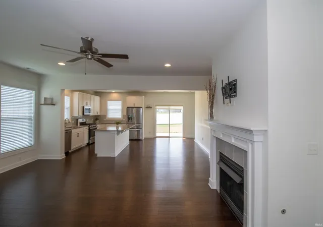 Photo 2 of Manufactured home for sale at 5537 Belmont Dr, Newburgh, IN 47630 | MLS# 202630915 | Listing updated on 2026-08-28