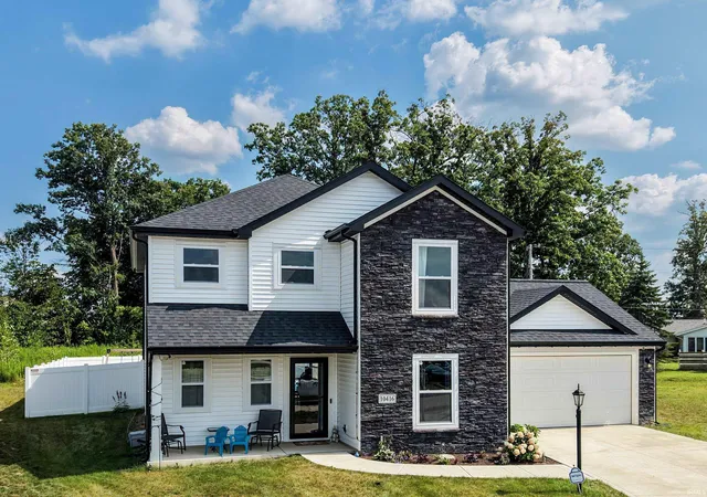 Photo 1 of Manufactured home for sale at 10416 Silver Rock Chase Blvd, New Haven, IN 46774 | MLS# 202630926 | Listing updated on 2026-07-31