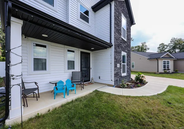 Photo 2 of Manufactured home for sale at 10416 Silver Rock Chase Blvd, New Haven, IN 46774 | MLS# 202630926 | Listing updated on 2026-07-31