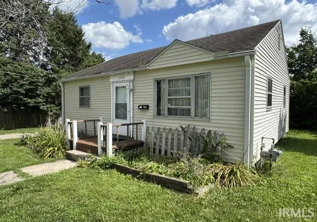Photo 2 of Manufactured home for sale at 1309 Wood St, Elkhart, IN 46516 | MLS# 202630928 | Listing updated on 2026-07-31