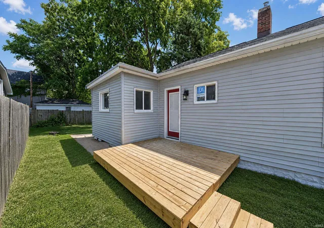 Photo 2 of Manufactured home for sale at 208 Union St, Mishawaka, IN 46544 | MLS# 202630938 | Listing updated on 2026-09-18
