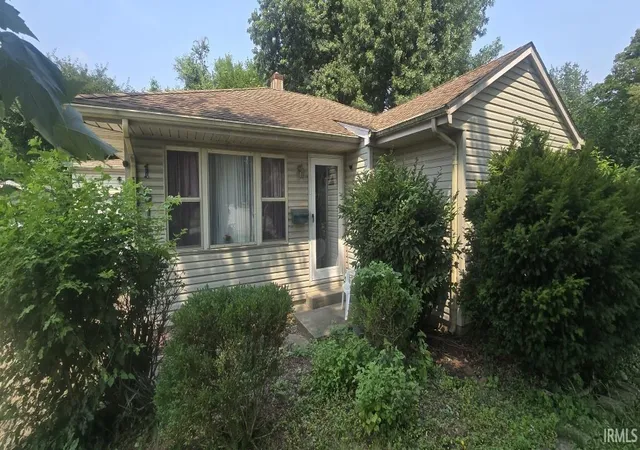 Photo 1 of Manufactured home for sale at 1515 Macarthur Dr, Evansville, IN 47714 | MLS# 202630942 | Listing updated on 2026-07-31