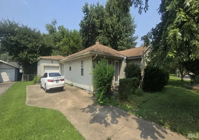 Photo 2 of Manufactured home for sale at 1515 Macarthur Dr, Evansville, IN 47714 | MLS# 202630942 | Listing updated on 2026-07-31