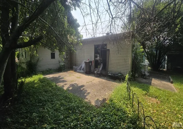 Photo 3 of Manufactured home for sale at 1515 Macarthur Dr, Evansville, IN 47714 | MLS# 202630942 | Listing updated on 2026-07-31