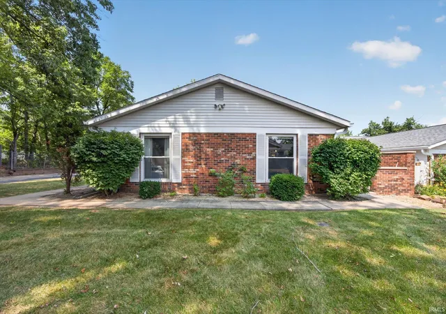 Photo 1 of Condo for sale at 851 E Waterloo Ct, Bloomington, IN 47401 | MLS# 202630966 | Listing updated on 2026-09-11