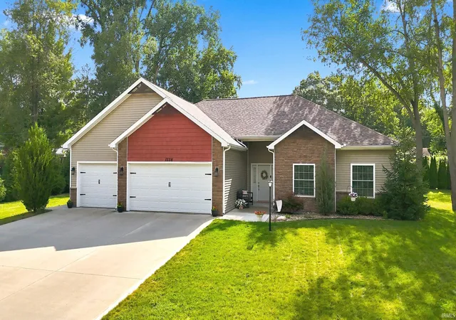 Photo 1 of Sale Pending at 1338 N Santorini Dr, Warsaw, IN 46580 | MLS# 202630969 | Listing updated on 2026-09-15