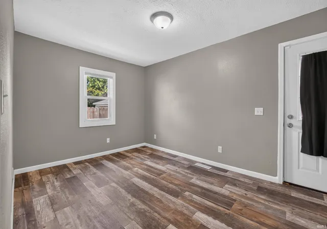 Photo 5 of Manufactured home for sale at 825 S 28th Street, Lafayette, IN 47904 | MLS# 202630972 | Listing updated on 2026-08-19
