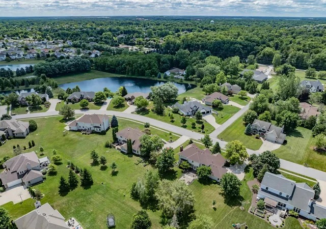 Photo 37 of Manufactured home for sale at 2306 Longleaf Ct, Fort Wayne, IN 46814 | MLS# 202630979 | Listing updated on 2026-10-06