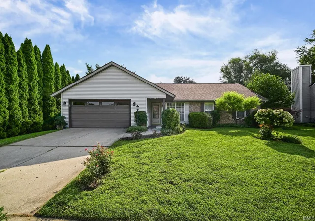 Photo 2 of Sale Pending at 4913 Autumn N Ln, Lafayette, IN 47909 | MLS# 202630981 | Listing updated on 2026-08-03
