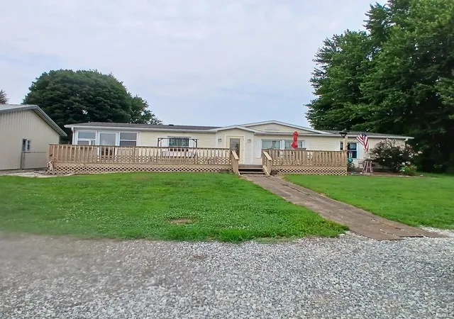 Photo 23 of Sale Pending at 622 E Elnora St, Odon, IN 47562 | MLS# 202630985 | Listing updated on 2026-08-17