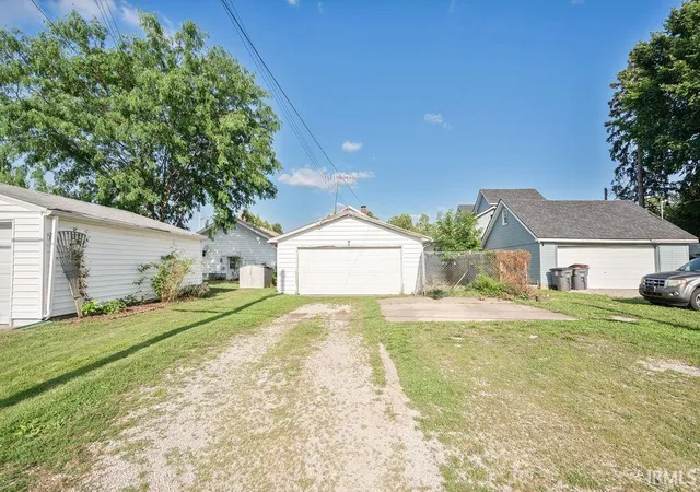 Photo 4 of Manufactured home for sale at 1933 S Washington St, Kokomo, IN 46902 | MLS# 202630997 | Listing updated on 2026-09-30