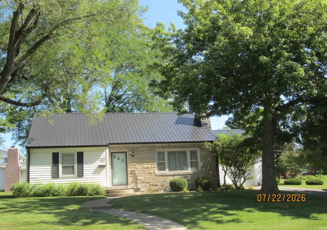 Photo 2 of Manufactured home for sale at 1102 W Jeffras Ave, Marion, IN 46952 | MLS# 202631000 | Listing updated on 2026-09-02