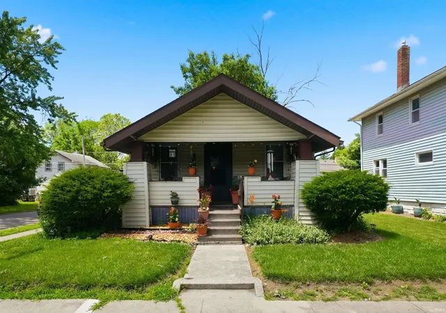 Photo 1 of Manufactured home for sale at 2822 Central Dr, Fort Wayne, IN 46806 | MLS# 202631015 | Listing updated on 2026-08-25