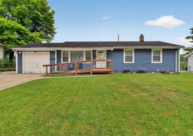 Photo 1 of Sale Pending at 4829 Devonshire Dr, Fort Wayne, IN 46806 | MLS# 202631033 | Listing updated on 2026-08-17