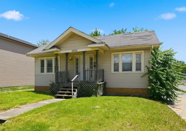 Photo 3 of Manufactured home for sale at 3423 S Anthony Blvd, Fort Wayne, IN 46806 | MLS# 202631045 | Listing updated on 2026-08-25