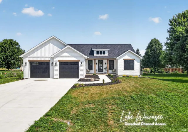 Photo 2 of Manufactured home for sale at 9186 E Snow White Rd, Cromwell, IN 46732 | MLS# 202631047 | Listing updated on 2026-10-05