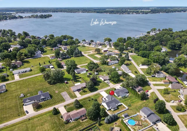 Photo 3 of Manufactured home for sale at 9186 E Snow White Rd, Cromwell, IN 46732 | MLS# 202631047 | Listing updated on 2026-10-05