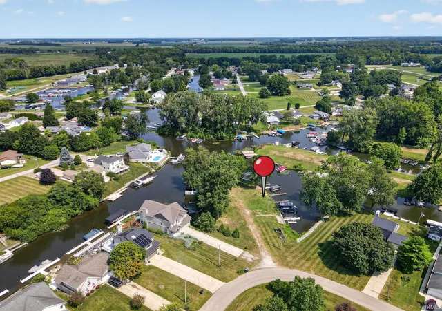 Photo 4 of Manufactured home for sale at 9186 E Snow White Rd, Cromwell, IN 46732 | MLS# 202631047 | Listing updated on 2026-10-05
