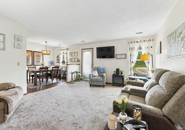 Photo 4 of Sale Pending at 3120 Cedar Ridge Run, Fort Wayne, IN 46808 | MLS# 202631062 | Listing updated on 2026-08-03