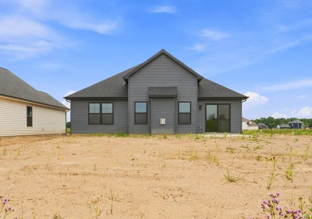 Photo 3 of Manufactured home for sale at 10943 Wild Iris Cvs, Fort Wayne, IN 46818 | MLS# 202631073 | Listing updated on 2026-08-17