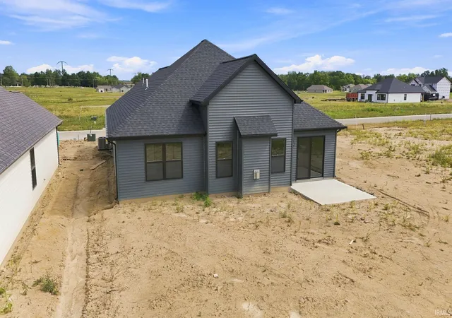 Photo 4 of Manufactured home for sale at 10943 Wild Iris Cvs, Fort Wayne, IN 46818 | MLS# 202631073 | Listing updated on 2026-08-17