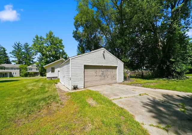 Photo 20 of Manufactured home for sale at 3109 Central Dr, Fort Wayne, IN 46806 | MLS# 202631076 | Listing updated on 2026-10-05