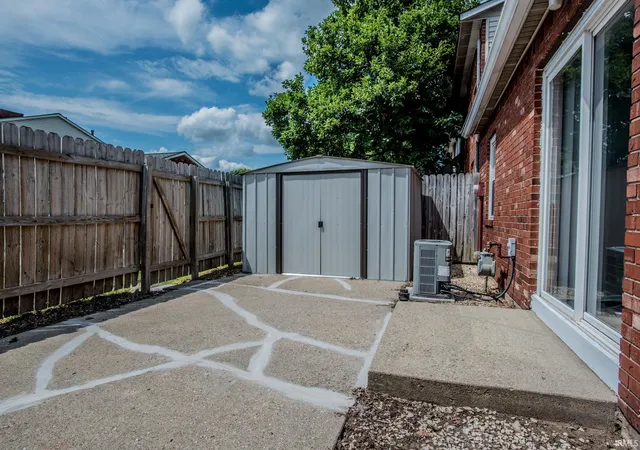 Photo 2 of Manufactured home for sale at 4216 Moller Rd, Indianapolis, IN 46254 | MLS# 202631078 | Listing updated on 2026-08-01