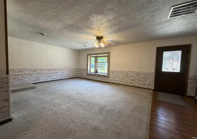 Photo 4 of Manufactured home for sale at 237 S Edwards St, Worthington, IN 47471 | MLS# 202631100 | Listing updated on 2026-09-01