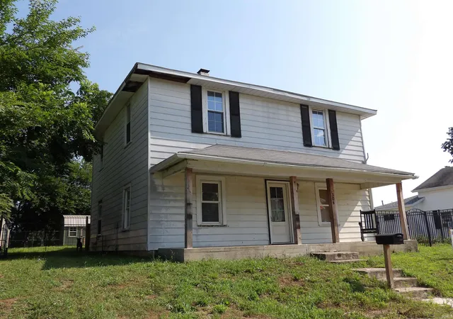 Photo 1 of Manufactured home for sale at 304 E Washington St, Eaton, IN 47338 | MLS# 202631113 | Listing updated on 2026-08-18