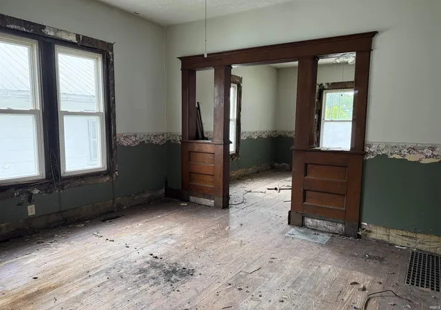 Photo 2 of Manufactured home for sale at 1222 9th Street, Bedford, IN 47421 | MLS# 202631121 | Listing updated on 2026-09-11