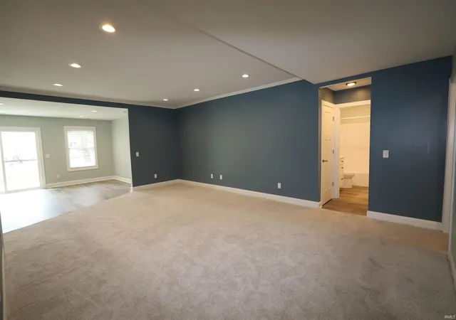Photo 4 of Sale Pending at 4006 Woodhill Dr, Fort Wayne, IN 46804 | MLS# 202631133 | Listing updated on 2026-09-17
