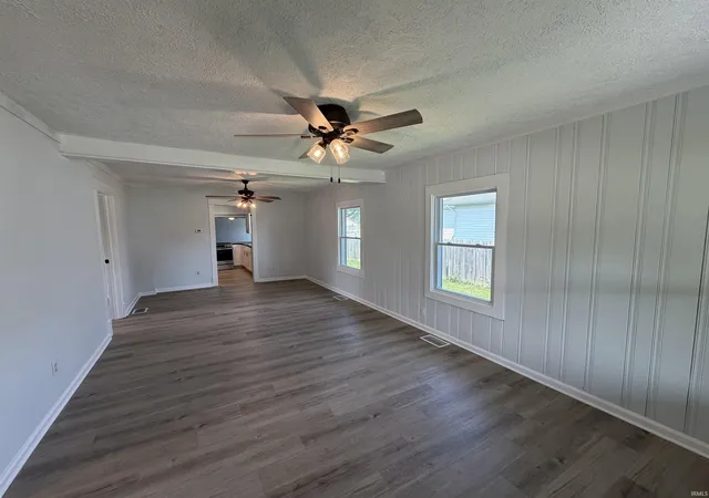Photo 3 of Manufactured home for sale at 1527 S Union St, Kokomo, IN 46902 | MLS# 202631137 | Listing updated on 2026-09-09