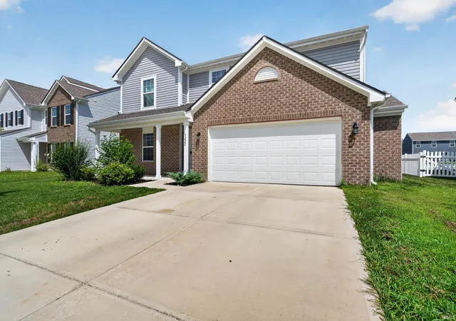 Photo 3 of Manufactured home for sale at 3222 Sand Walk Dr, Kokomo, IN 46902 | MLS# 202631138 | Listing updated on 2026-09-11