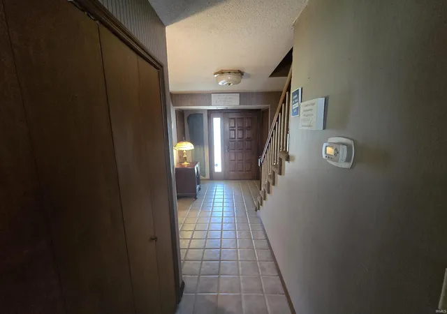 Photo 3 of Manufactured home for sale at 3008 W Twickingham Dr, Muncie, IN 47304 | MLS# 202631146 | Listing updated on 2026-09-14