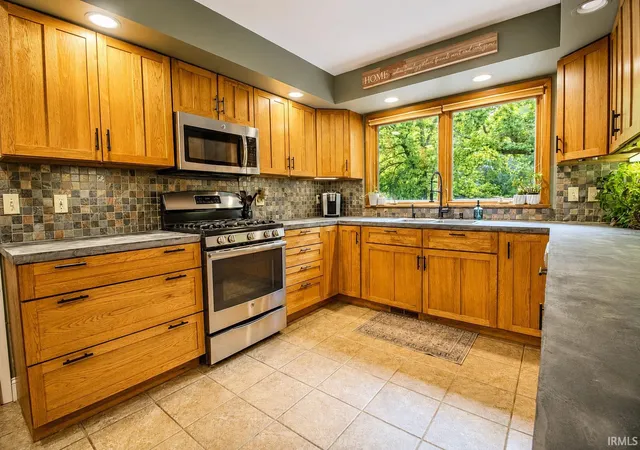 Photo 3 of Manufactured home for sale at 15941 14th Road, Plymouth, IN 46563 | MLS# 202631175 | Listing updated on 2026-08-21