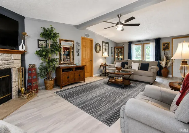 Photo 3 of Manufactured home for sale at 1719 Danny Dr, Fort Wayne, IN 46818 | MLS# 202631183 | Listing updated on 2026-08-03