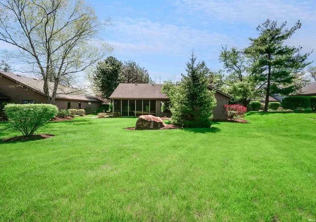 Photo 3 of Sale Pending at 6518 E Cnl Pointe Ln, Fort Wayne, IN 46804 | MLS# 202631197 | Listing updated on 2026-09-18