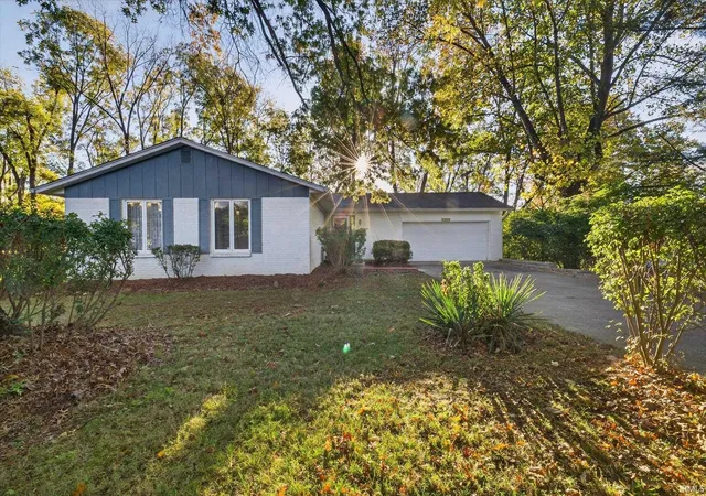 Photo 1 of Manufactured home for sale at 1529 E Dunstan Dr, Bloomington, IN 47401 | MLS# 202631220 | Listing updated on 2026-09-11