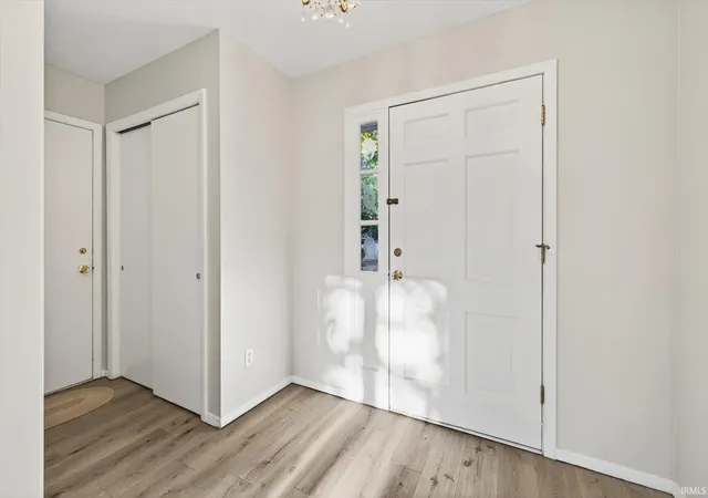 Photo 3 of Manufactured home for sale at 1529 E Dunstan Dr, Bloomington, IN 47401 | MLS# 202631220 | Listing updated on 2026-09-11