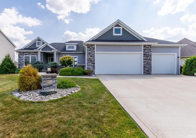 Photo 1 of Sale Pending at 6808 Canvasback Trl, Fort Wayne, IN 46845 | MLS# 202631232 | Listing updated on 2026-09-21