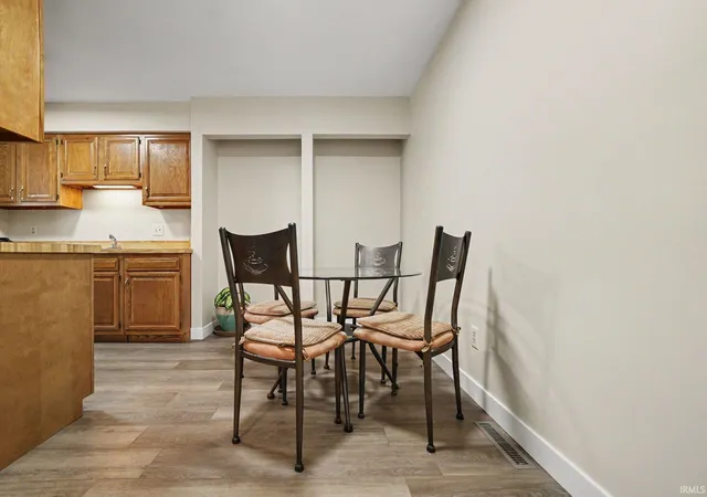 Photo 4 of Condo for sale at 1011 Wheatstone Dr, Mishawaka, IN 46544 | MLS# 202631235 | Listing updated on 2026-08-02