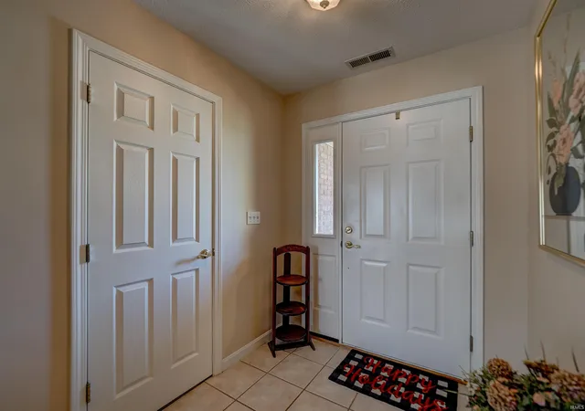 Photo 4 of Manufactured home for sale at 1906 N Windsor Ct, Huntingburg, IN 47542 | MLS# 202631246 | Listing updated on 2026-08-02