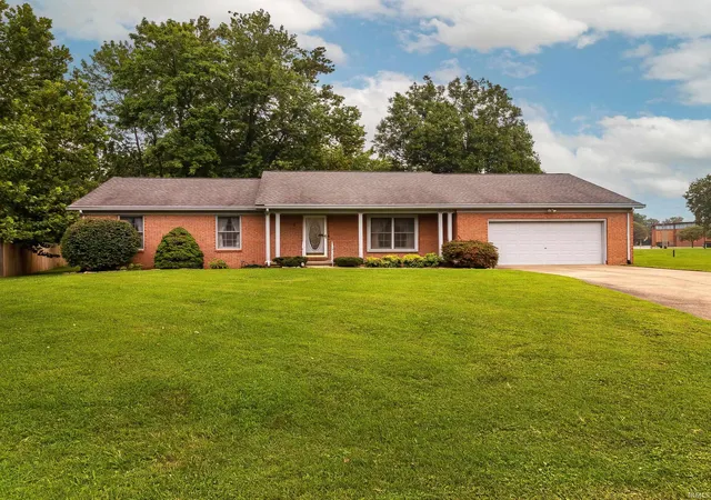 Photo 2 of Manufactured home for sale at 7100 E Gum St, Evansville, IN 47715 | MLS# 202631256 | Listing updated on 2026-09-02